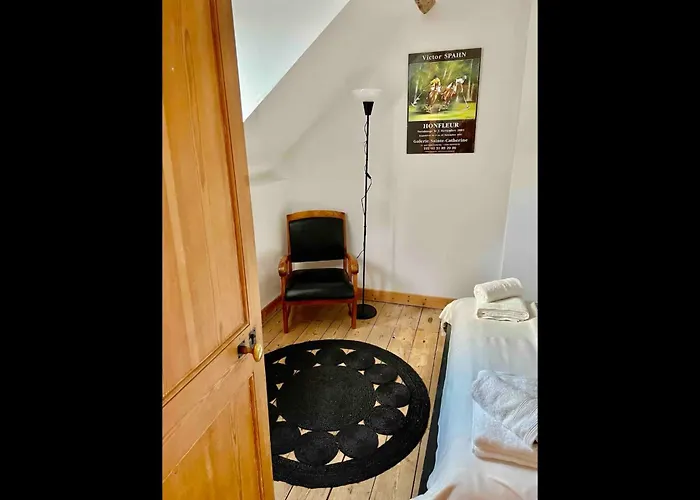 Le Clos Vatinel Et Son Parking Étretat