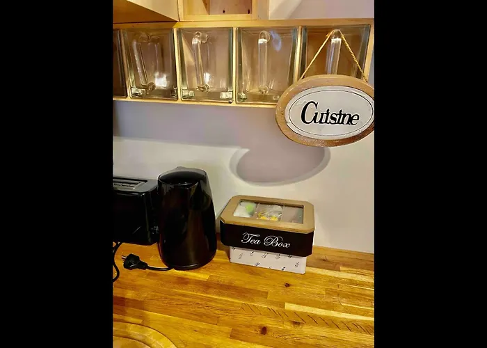 Le Clos Vatinel Et Son Parking * Étretat