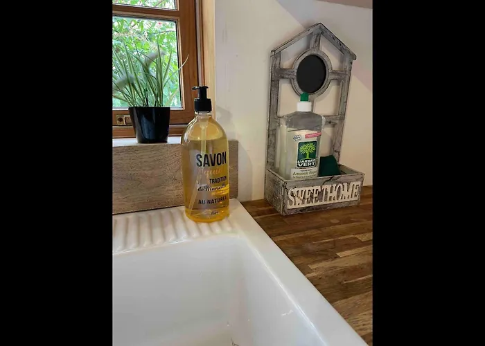 Le Clos Vatinel Et Son Parking