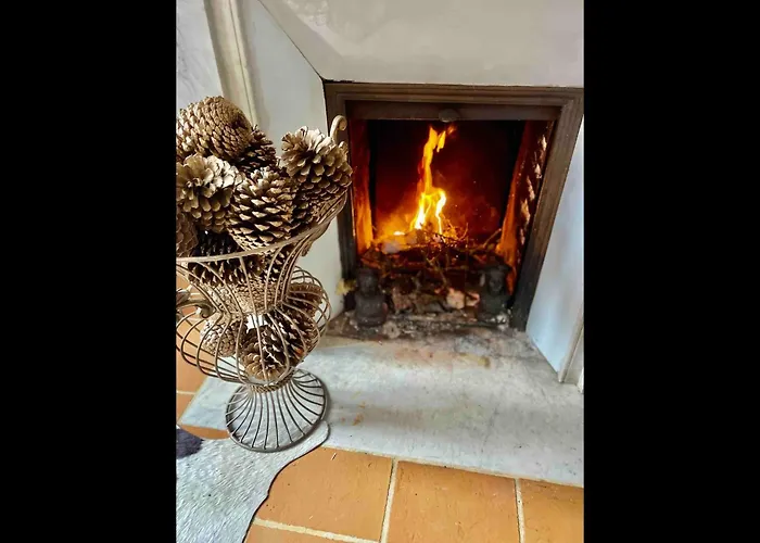 Le Clos Vatinel Et Son Parking